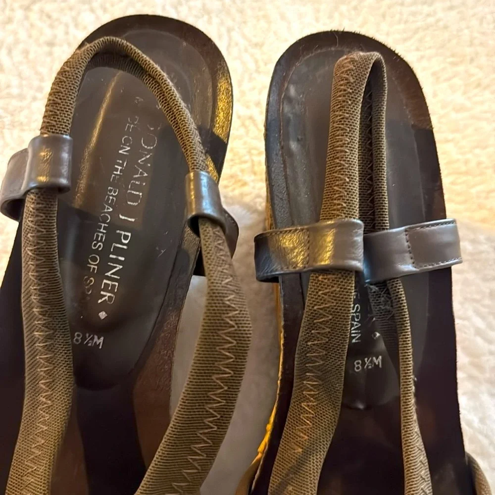 Donald J. Pliner Brown Espadrille Shoes with Minimalist Design